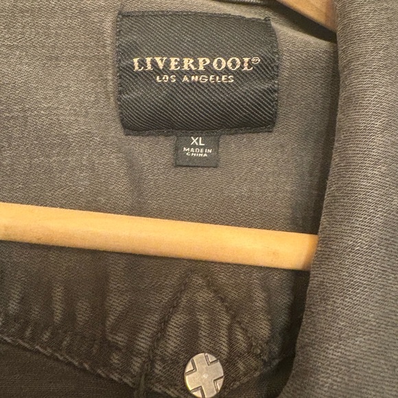 Classic Jean Jacket in an updated olive hue - Picture 3 of 4